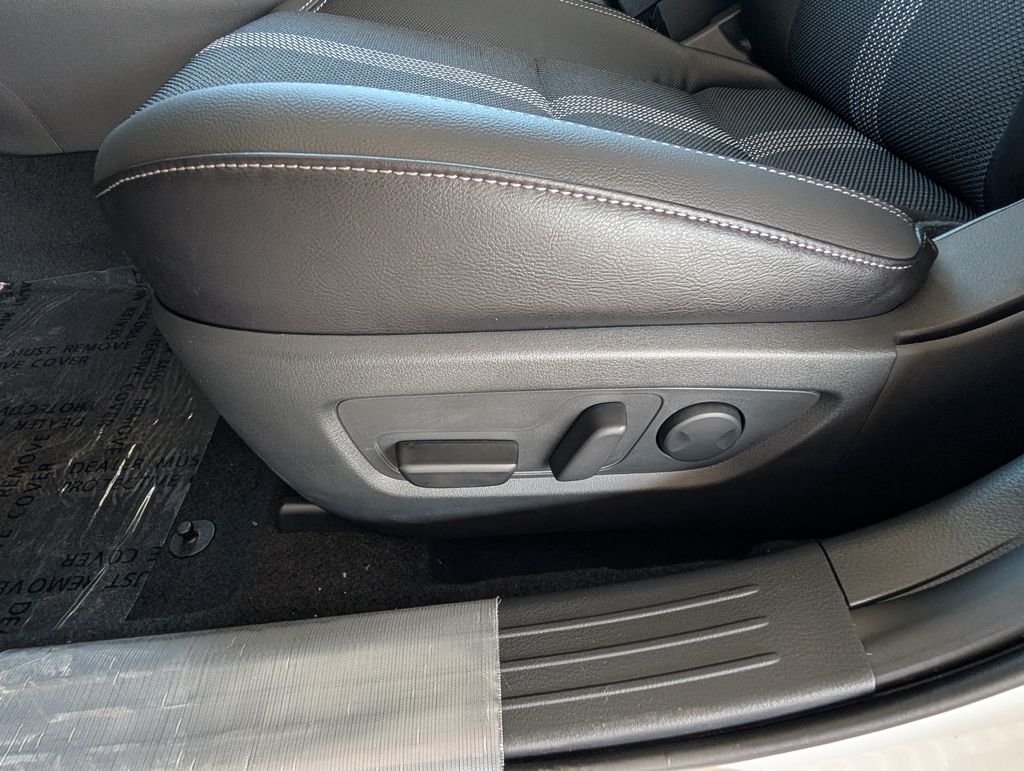 New 2026 Wind Chill Pearl Mazda 2.5 S Preferred AWD image 11