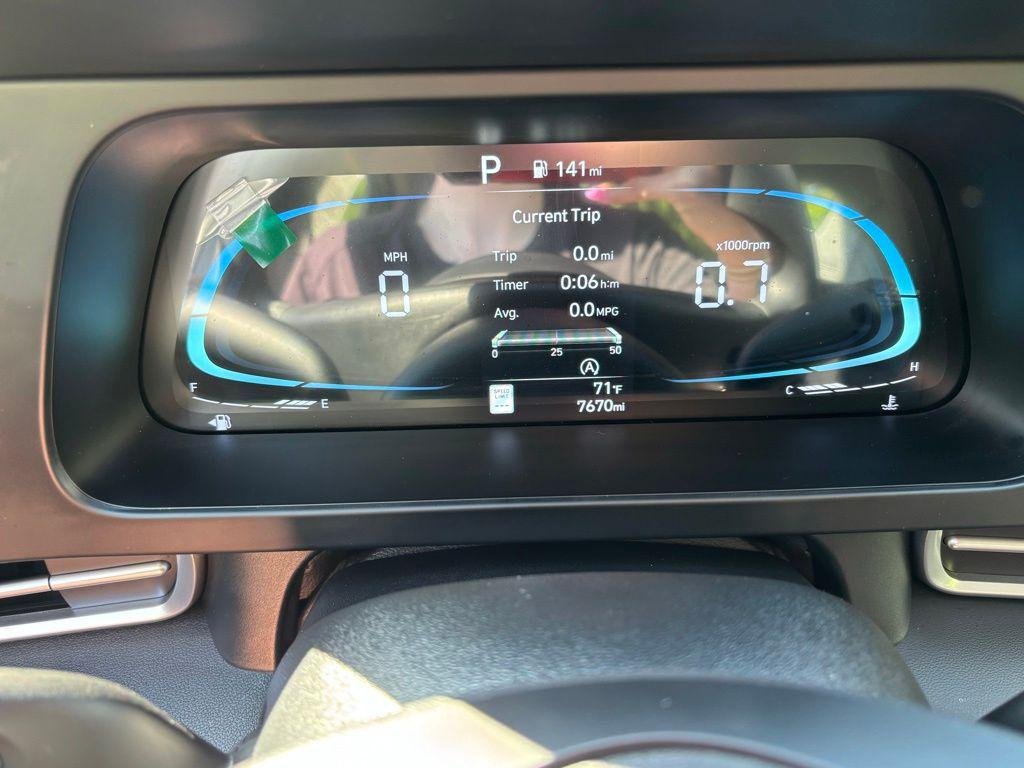 New 2026 Gray Hyundai SE image 28