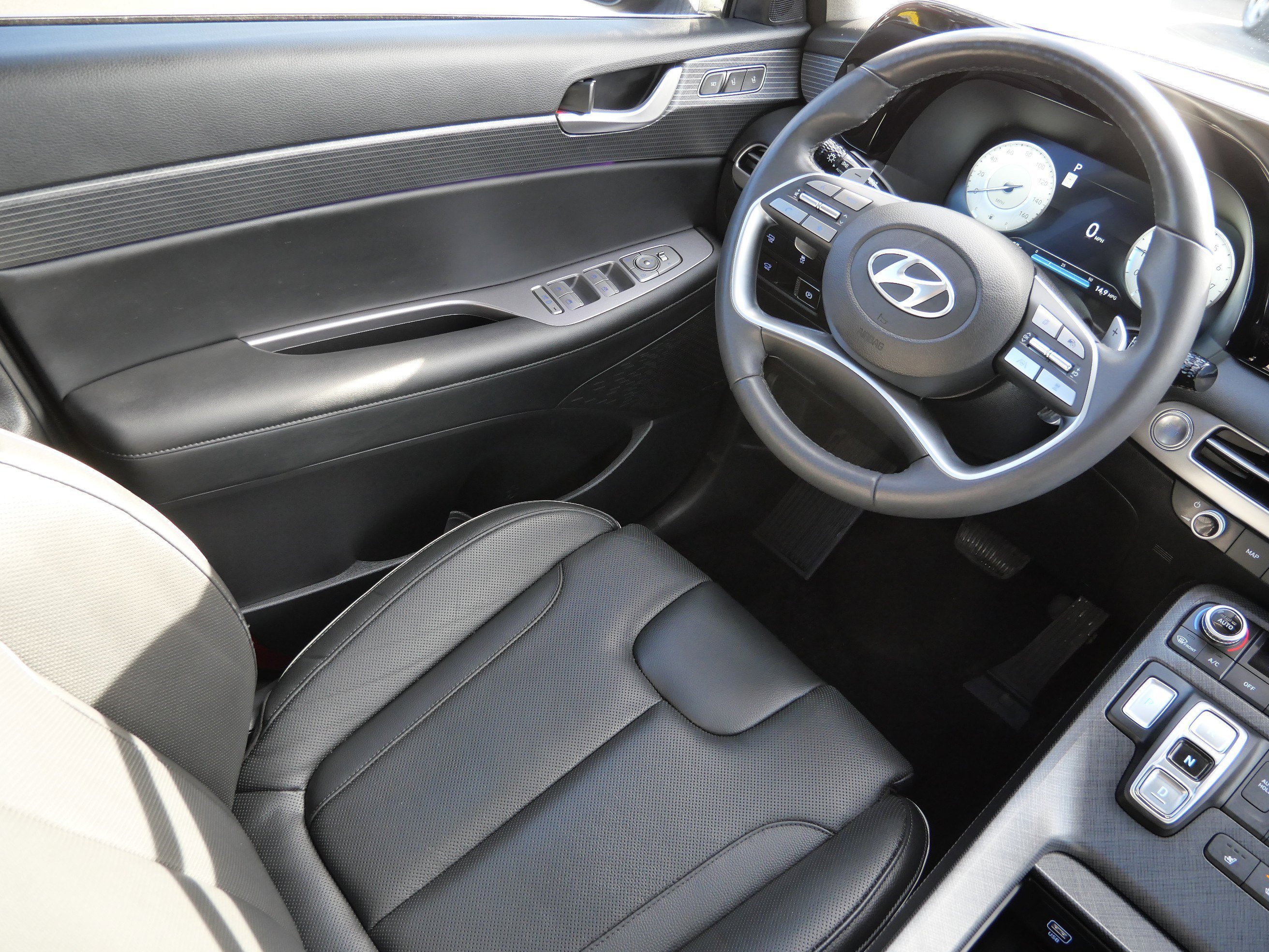 2024 Hyundai Palisade Limited - Photo 9