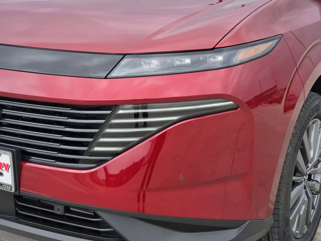 New 2026 Scarlet Ember Tintcoat Nissan SL image 7
