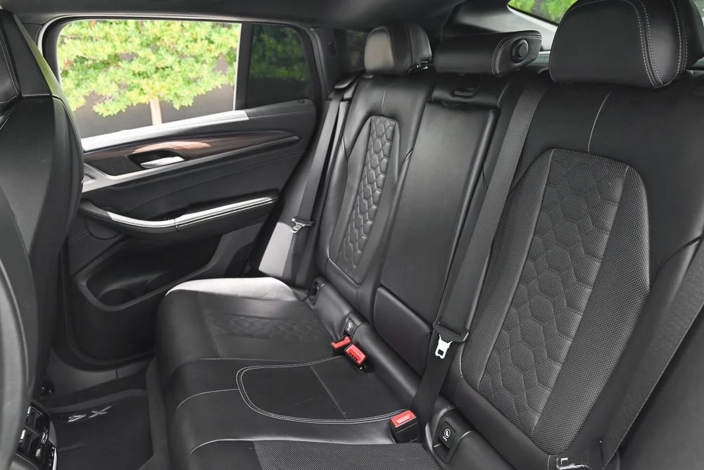 Used 2020 Blue BMW Base image 10