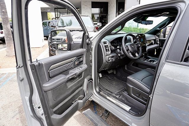 New 2026 Ceramic Gray Clear-Coat Exterior Paint RAM Limited image 48