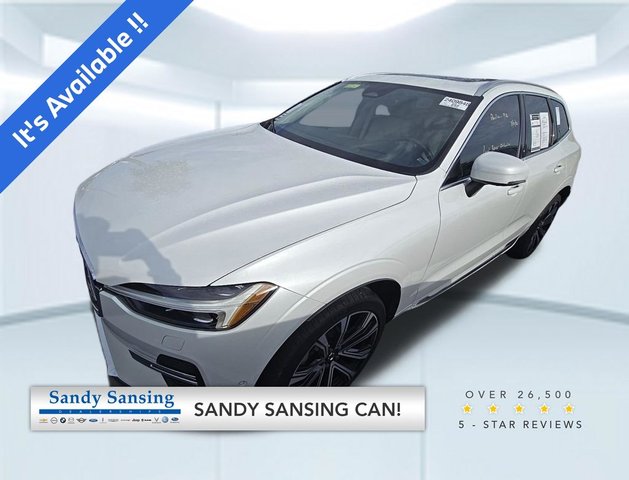 2023 Volvo XC60 B5 Ultimate Bright Theme