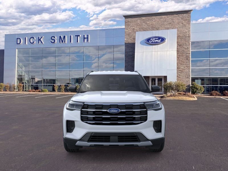 New 2026 Space White Metallic Ford Active image 6