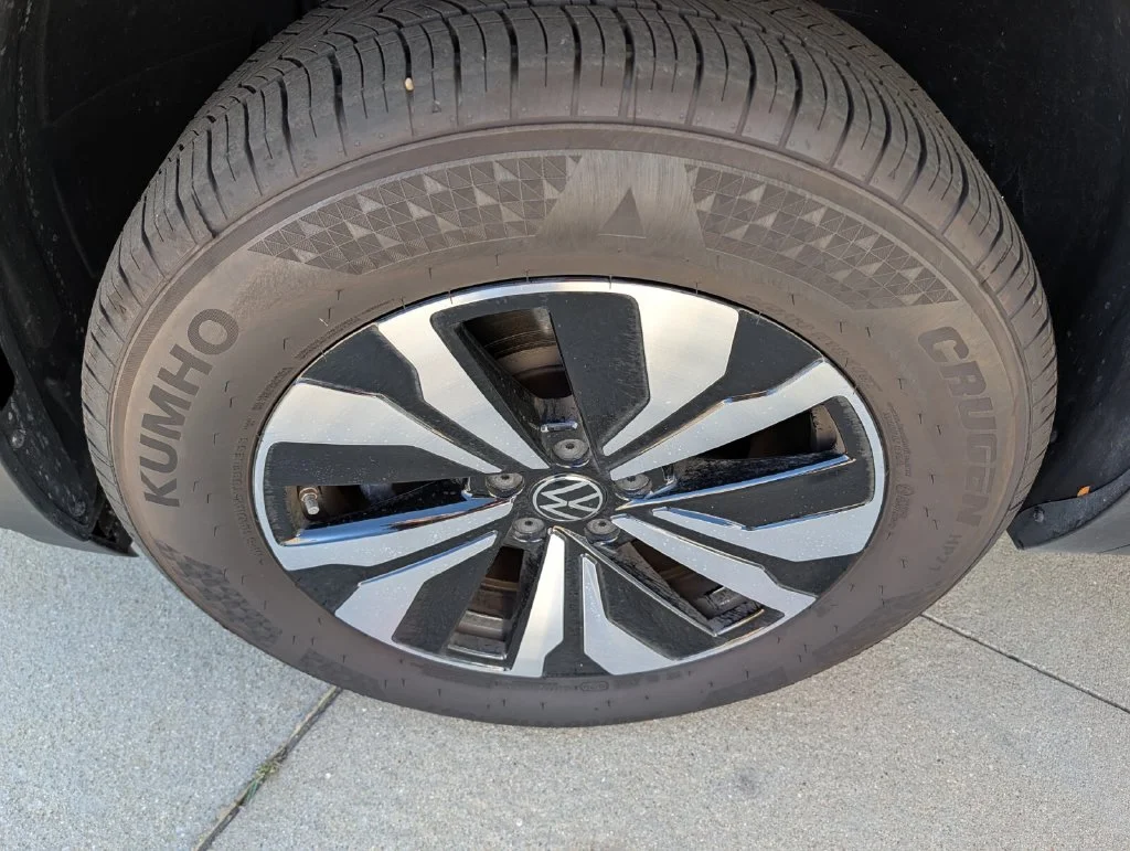Certified Used 2026 Black Volkswagen SE image 9