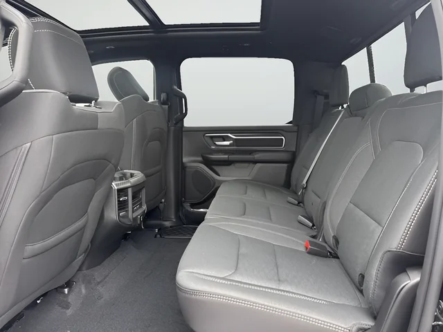 New 2026 Diamond Black Crystal Pearl-Coat Exterior Paint RAM Big Horn/Lone Star image 12