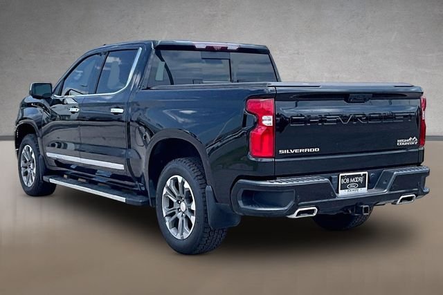 Used 2023 Black Chevrolet High Country image 9