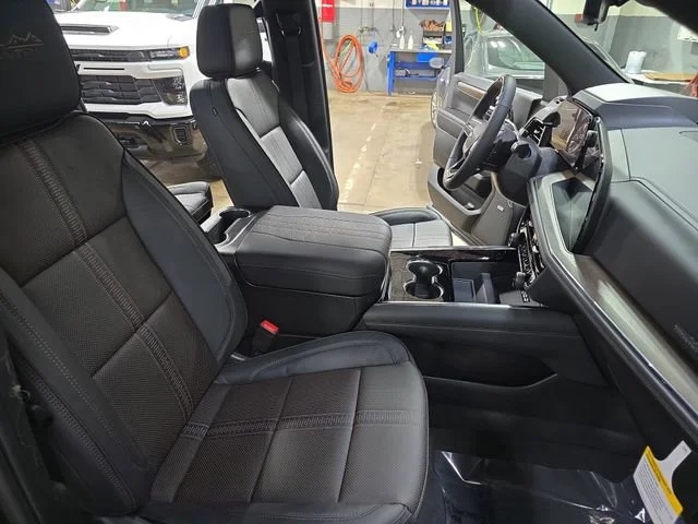 New 2026 Black Chevrolet High Country image 11