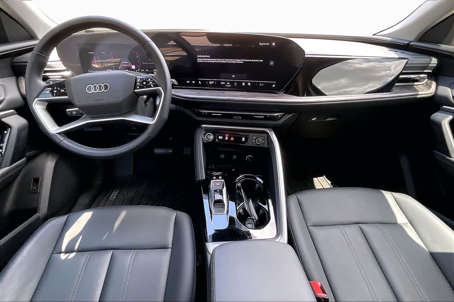 Used 2025 Navarra Blue Metallic Audi Premium image 15