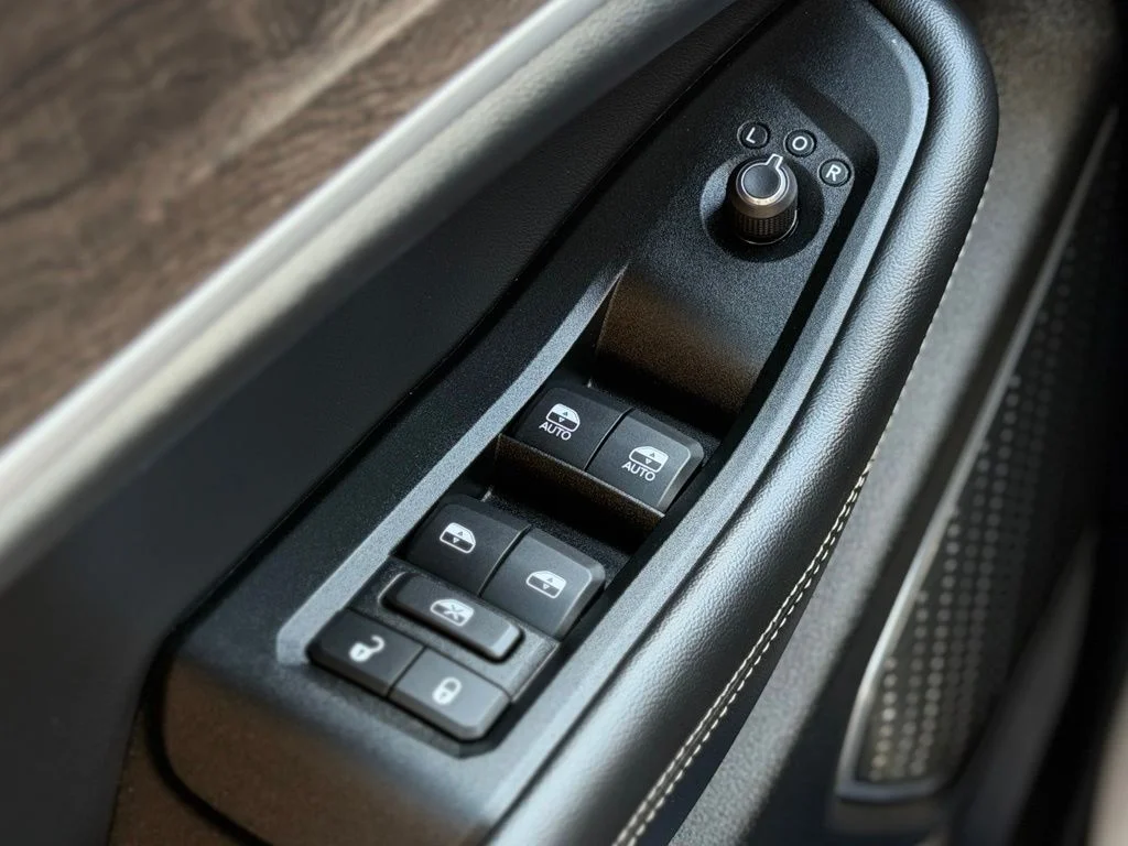 Used 2026 Black Jeep Limited image 22