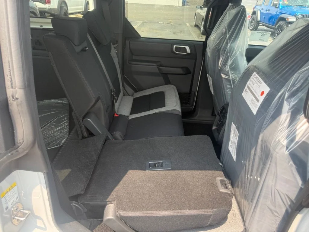 New 2026 Avalanche Gray Ford Big Bend® image 55