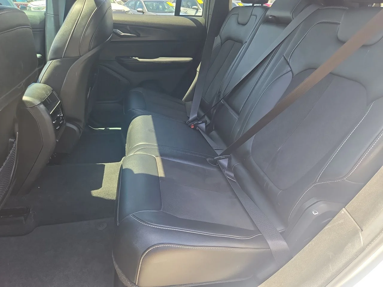 Used 2023 Bright White Clearcoat Jeep Altitude X image 18
