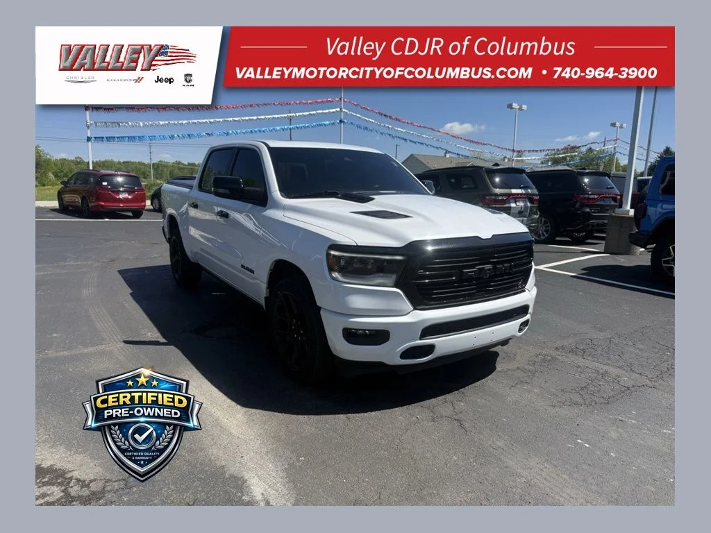 2023 RAM 1500 Laramie 4x4 Crew Cab 5'7's photo