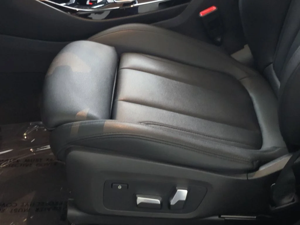 Used 2019 Silver BMW xDrive30i image 30