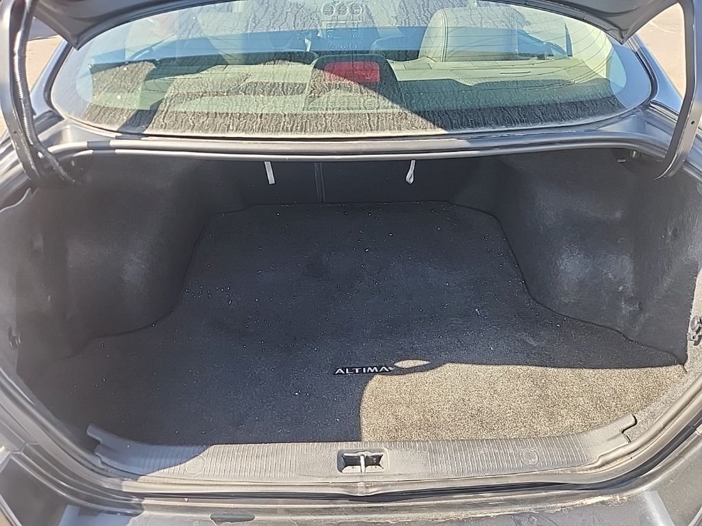 Used 2012 Black Nissan 2.5 SL image 17