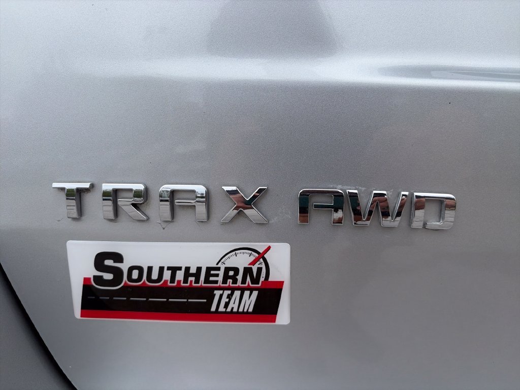 Used 2020 Silver Chevrolet LT image 39