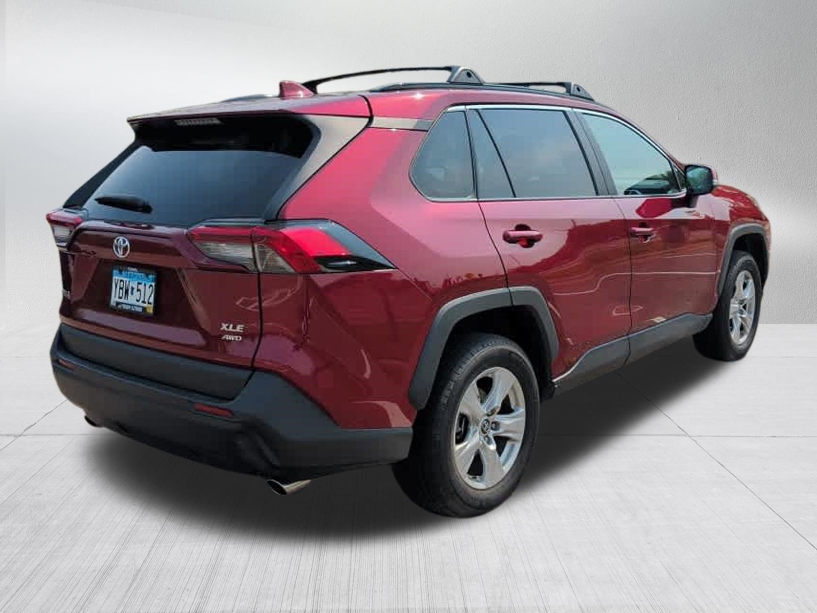 Used 2019 Ruby Flare Pearl Toyota XLE image 7