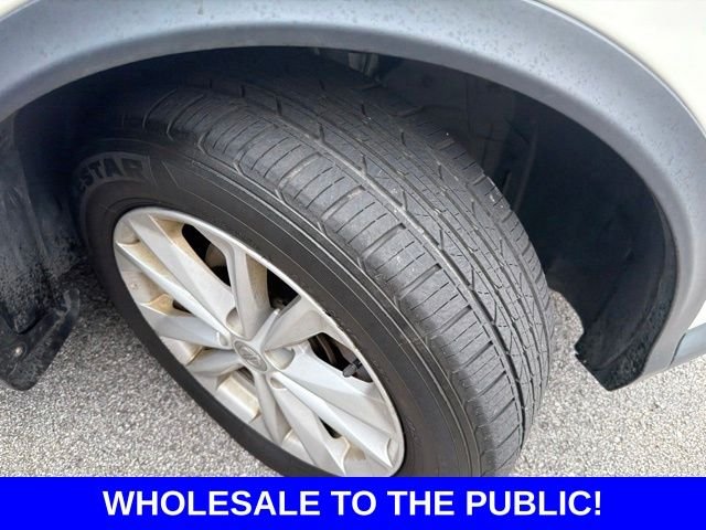 Used 2017 Pearl White Nissan SV image 3