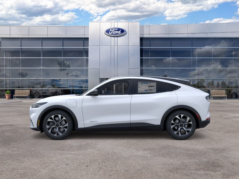 New 2026 Star White Metallic Tri-coat Ford Select image 3