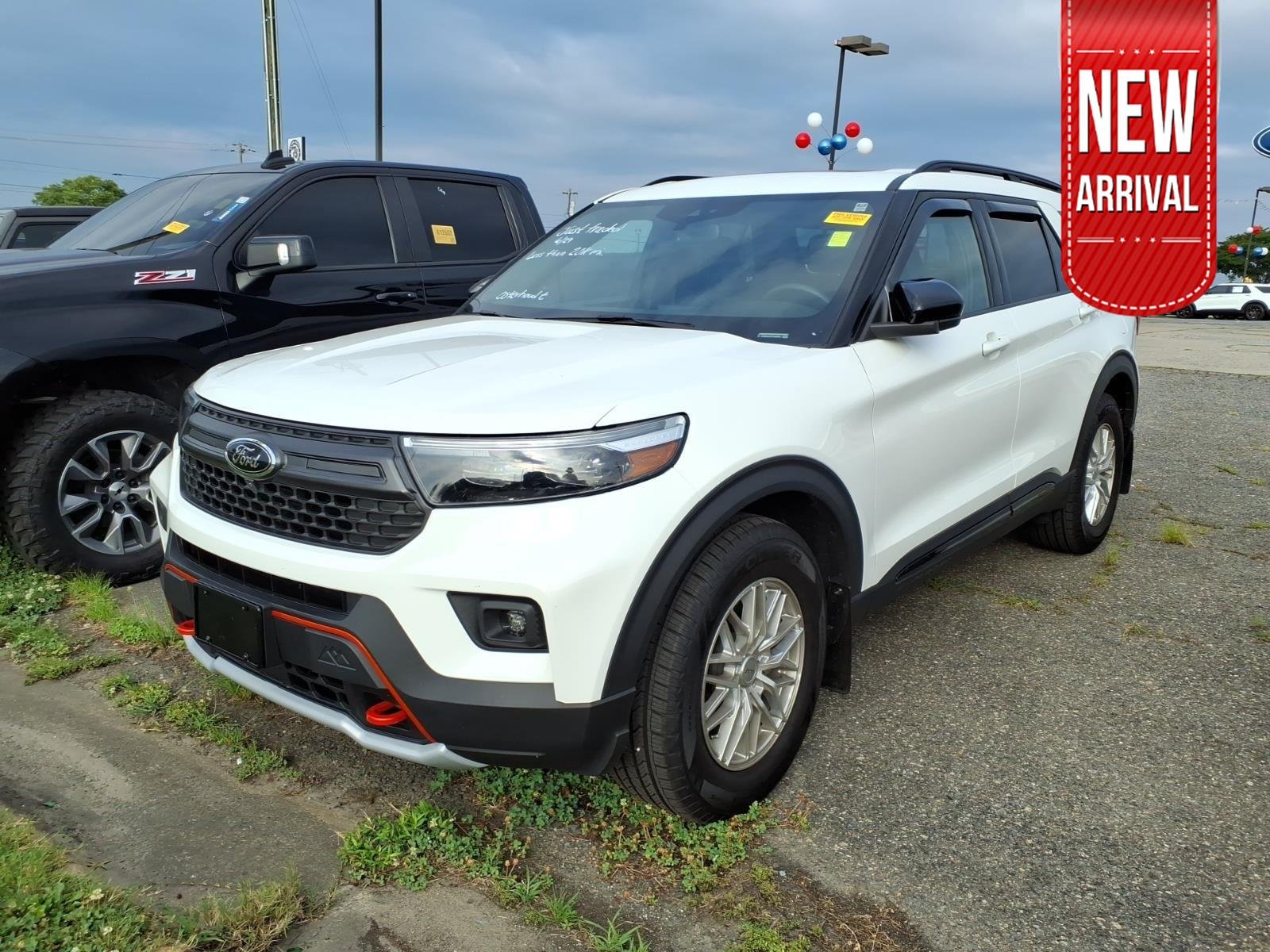 Used 2023 Star White Metallic Tri-Coat Ford Timberline image 1