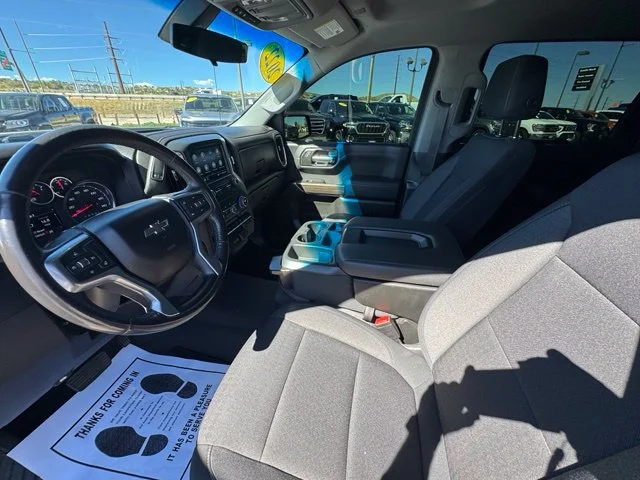 Certified Used 2022 SUMMIT WHITE Chevrolet RST image 17