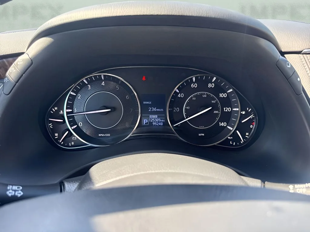 Used 2019 Blue Nissan SL image 29