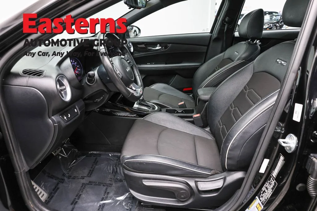 Used 2023 Black Kia GT-Line image 14