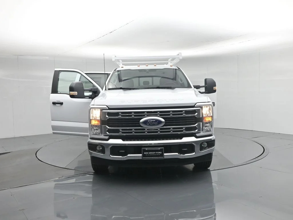 New 2026 White Ford XL image 38