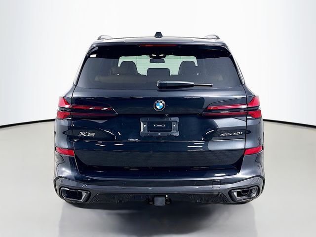 New 2026 Black Sapphire Metallic BMW xDrive40i image 6