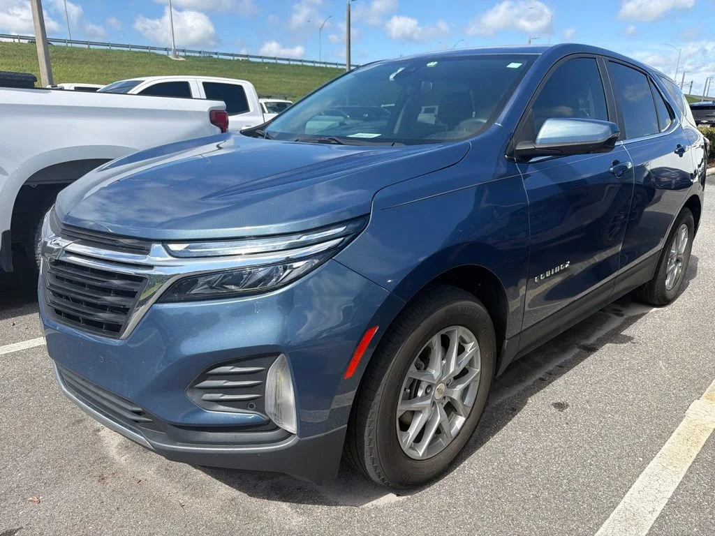 Used 2024 Lakeshore Blue Metallic Chevrolet LT image 1