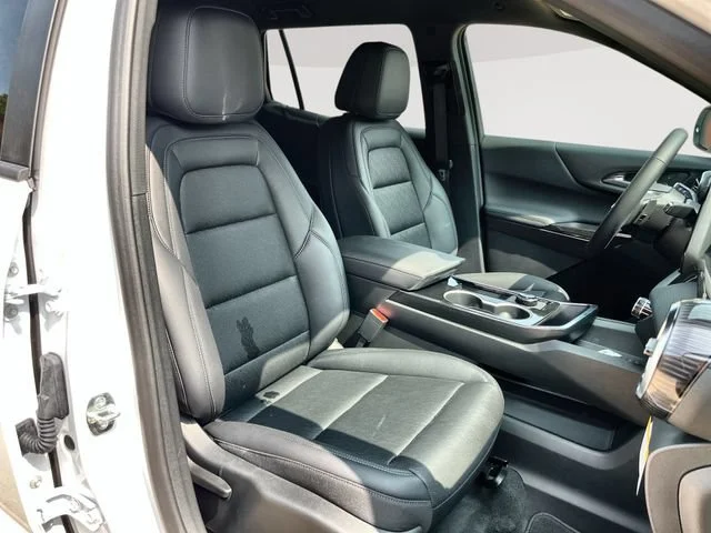 2027 Chevrolet Equinox LT - Photo 35