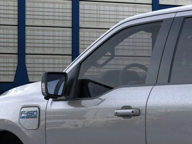 2025 Ford F-150 Lightning Flash - Photo 20