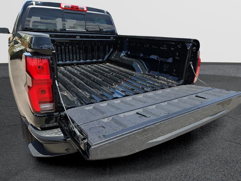 2026 Chevrolet Colorado LT - Photo 6