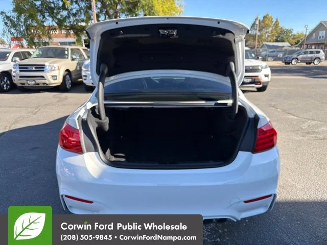 Used 2015 White BMW Base image 28