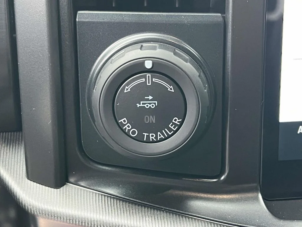 New 2026 Carbonized Gray Metallic Ford Lariat image 23