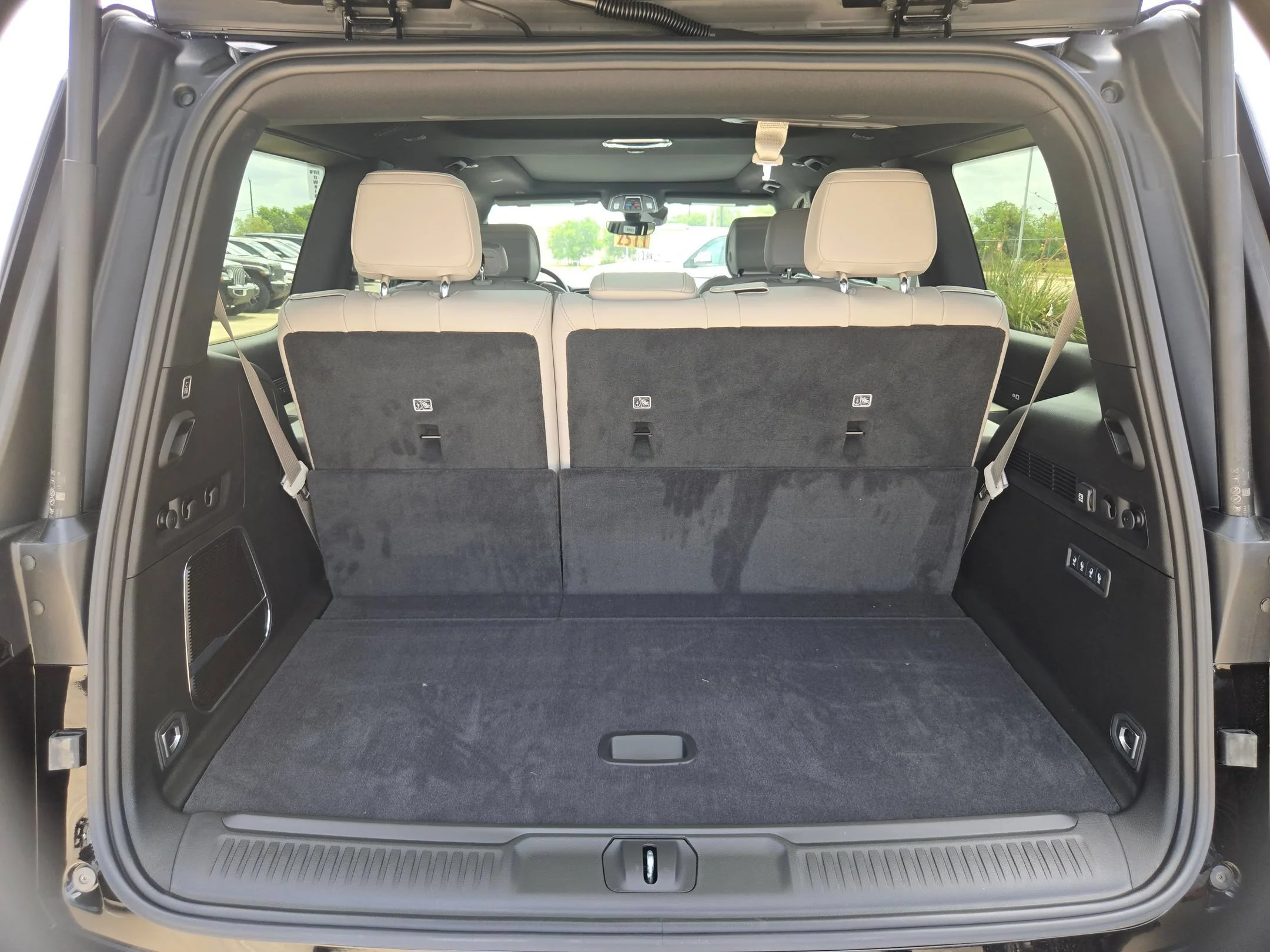 New 2026 High Gloss Black Exterior Paint Jeep  image 22