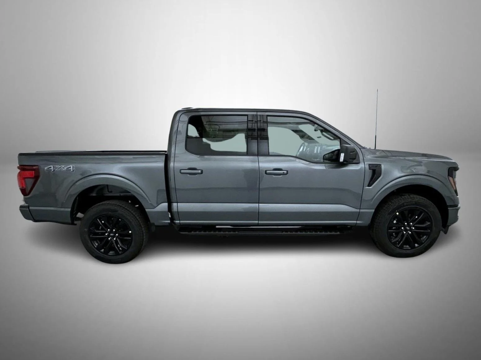 New 2026 Gray Ford XLT image 4