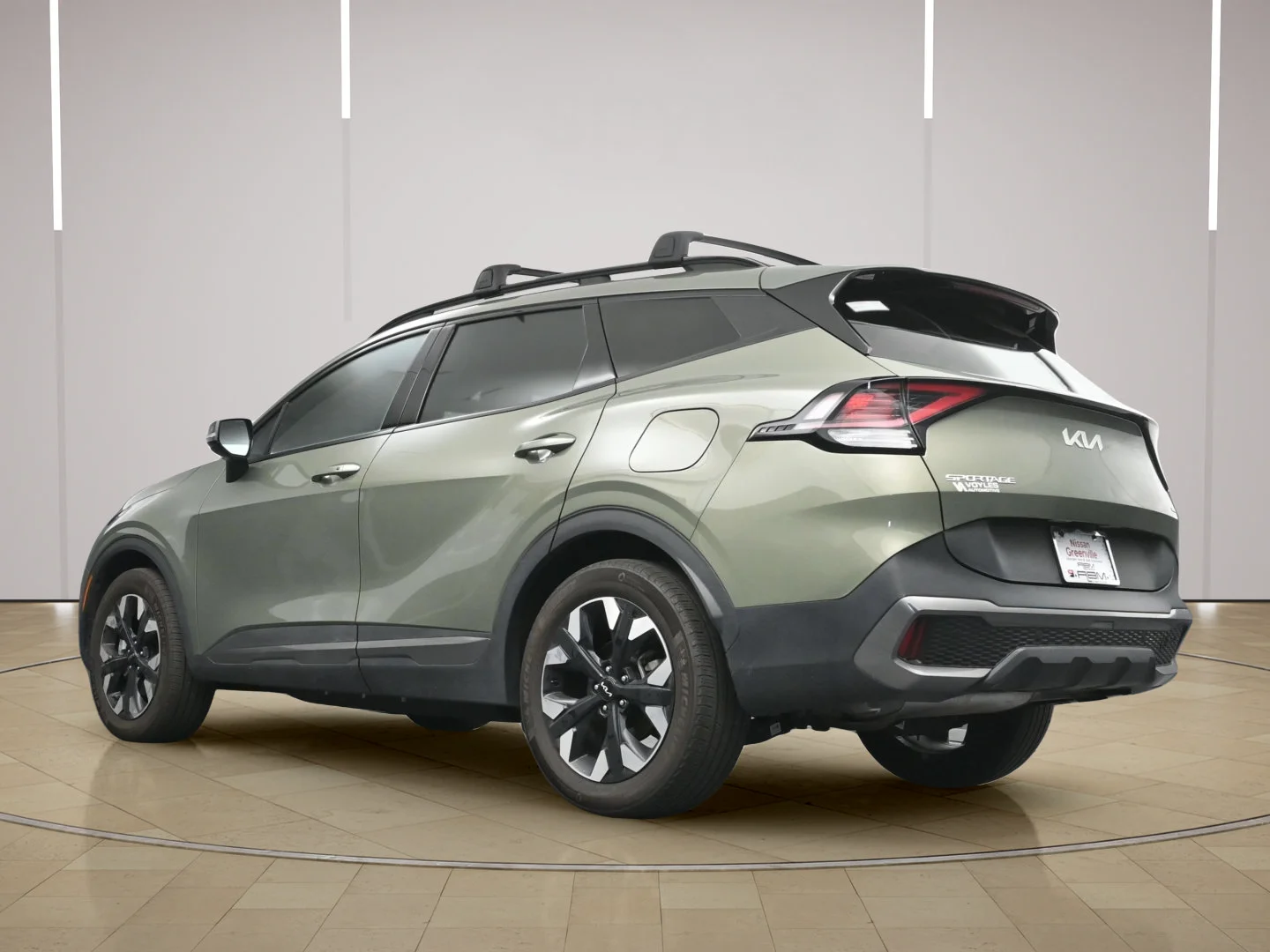 Used 2024 Jungle Green Kia X-Line image 28
