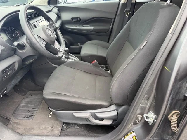 Used 2025 Gray Nissan S image 8