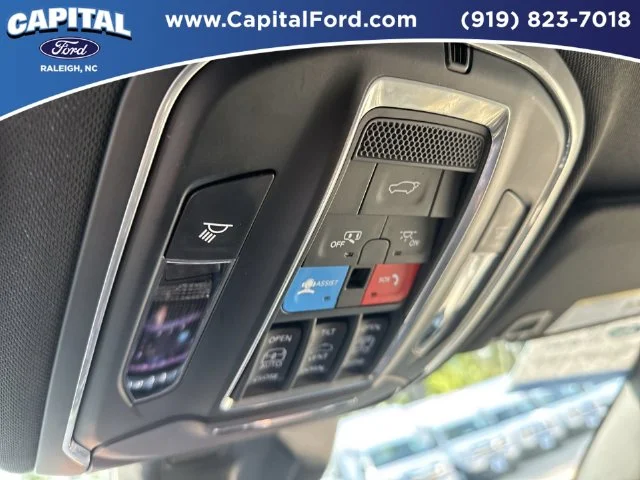Used 2025 Gray Jeep Limited image 33