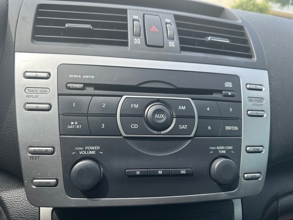 Used 2011 Gray Mazda i Sport image 14