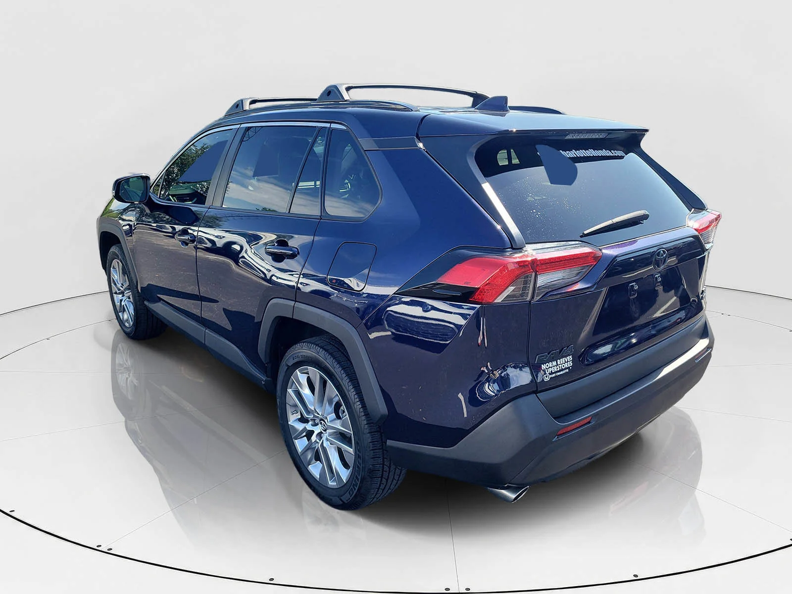 Used 2019 Blueprint Toyota XLE Premium image 32