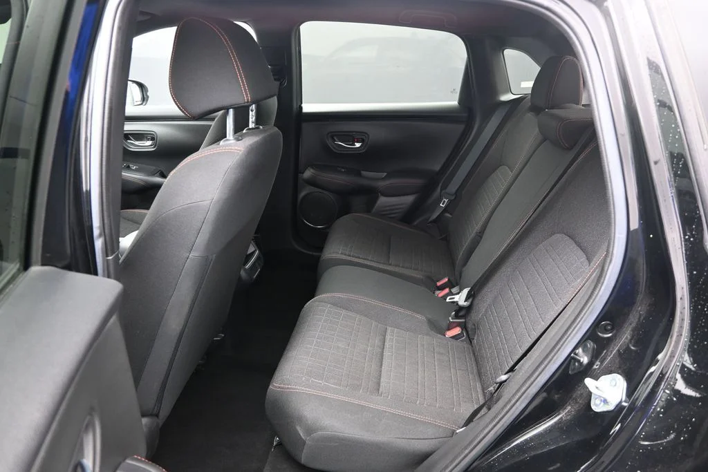 Used 2025  Honda Sport image 12
