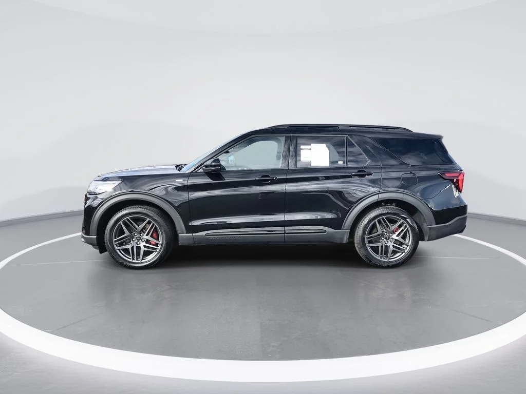 Used 2025 Black Ford ST-Line image 5