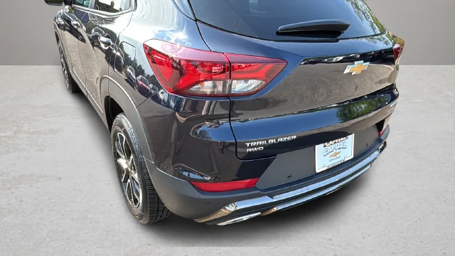 Used 2021 Blue Chevrolet ACTIV image 39