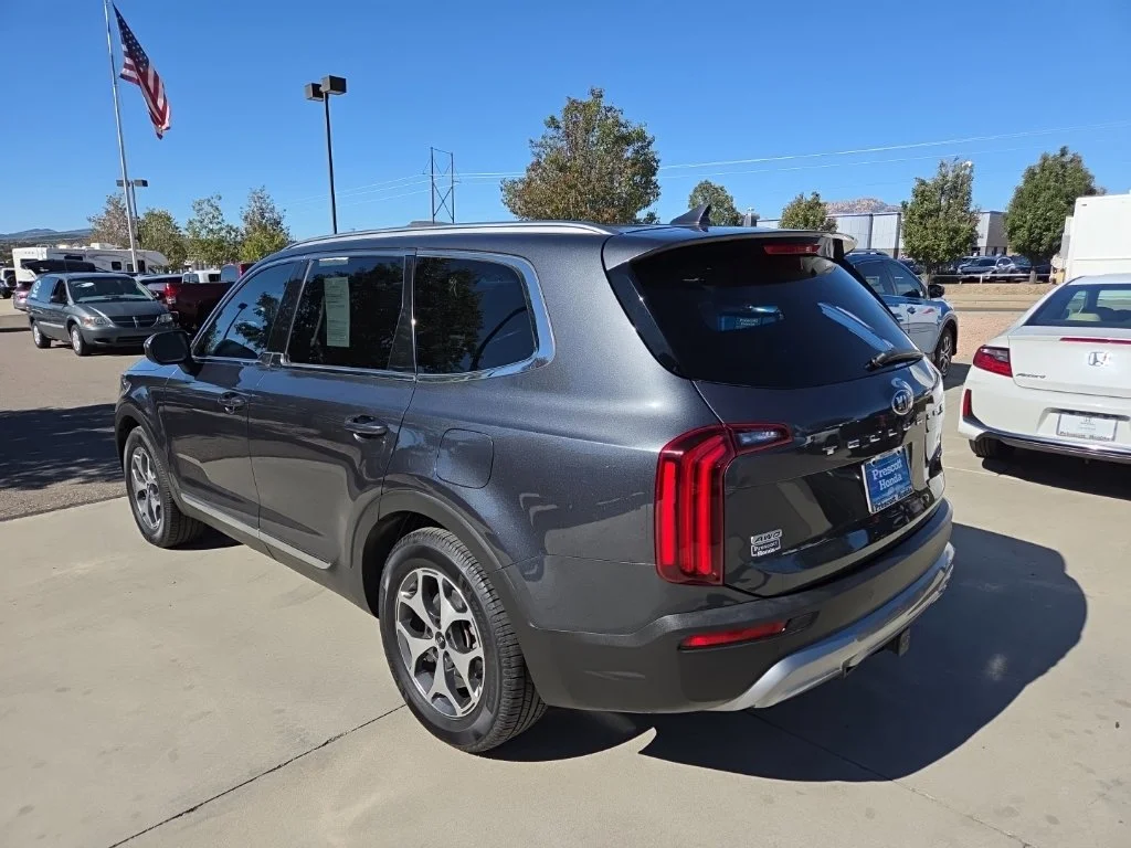 Used 2020 Gray Kia EX image 7