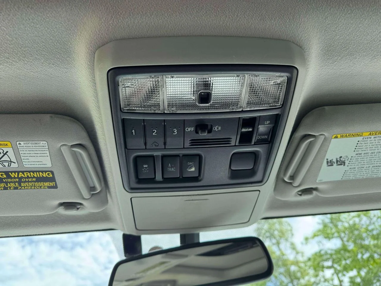 Used 2013 Blizzard Pearl Toyota SR5 image 35