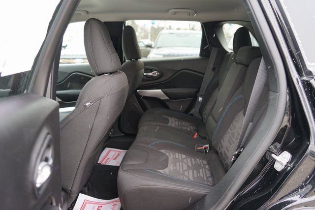 2020 JEEP CHEROKEE - Image 7