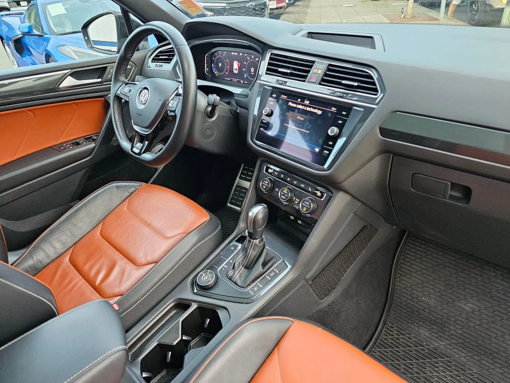2021 Volkswagen Tiguan SEL Premium R-Line - Photo 11