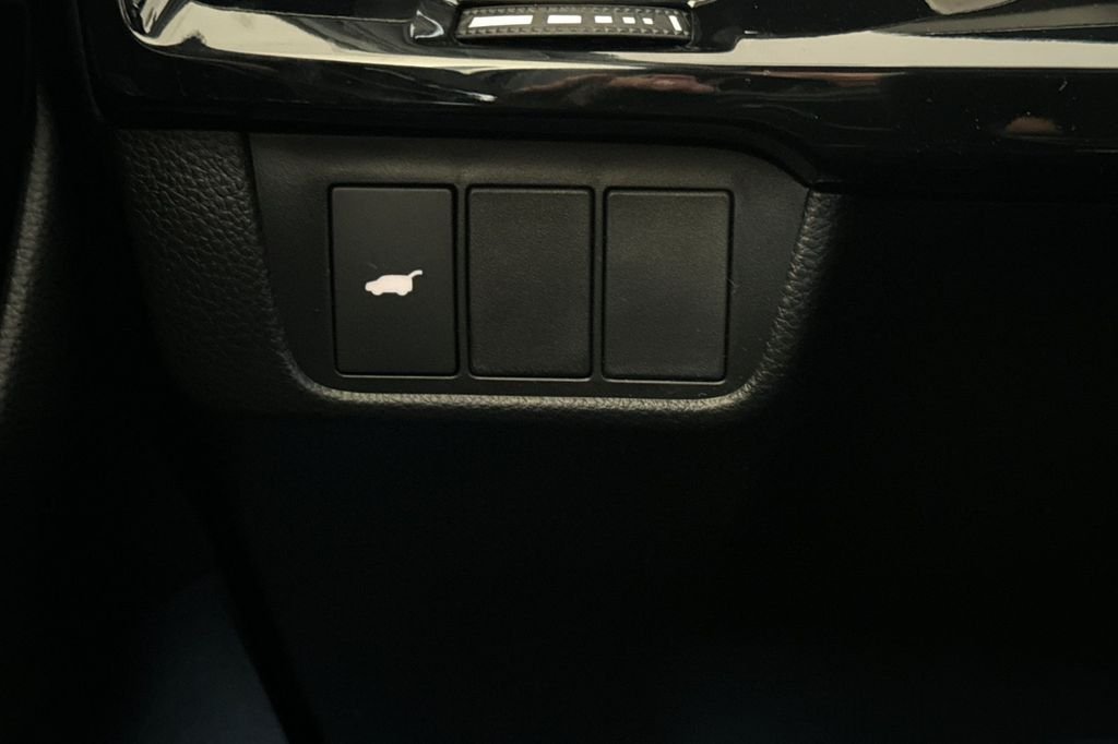 New 2026 Platinum White Pearl Honda Sport Touring image 27